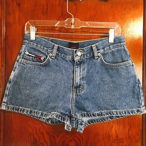 Tommy Hilfiger jean shorts ❤️💙
